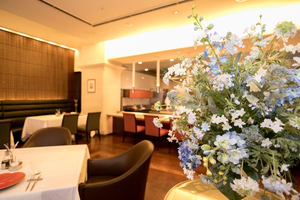 Koko Hotel Osaka Shinsaibashi Exteriör bild